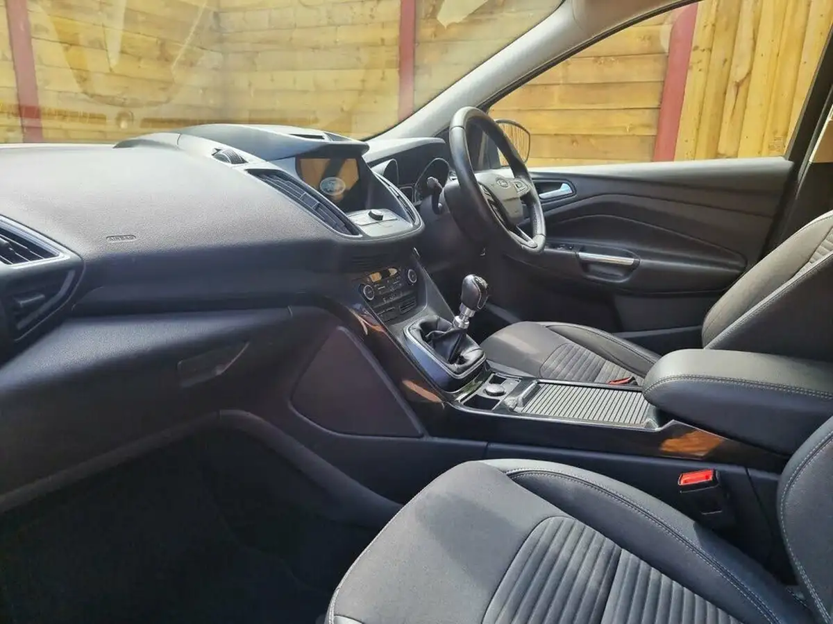 2019-ford-kuga-15t-titanium-edition-150ps-big-11