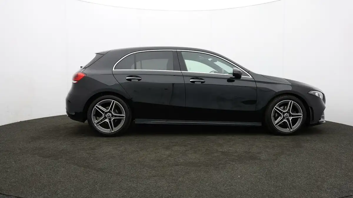 2019-mercedes-benz-a-class-20d-a200d-amg-line-premium-hatchback-5d-big-37