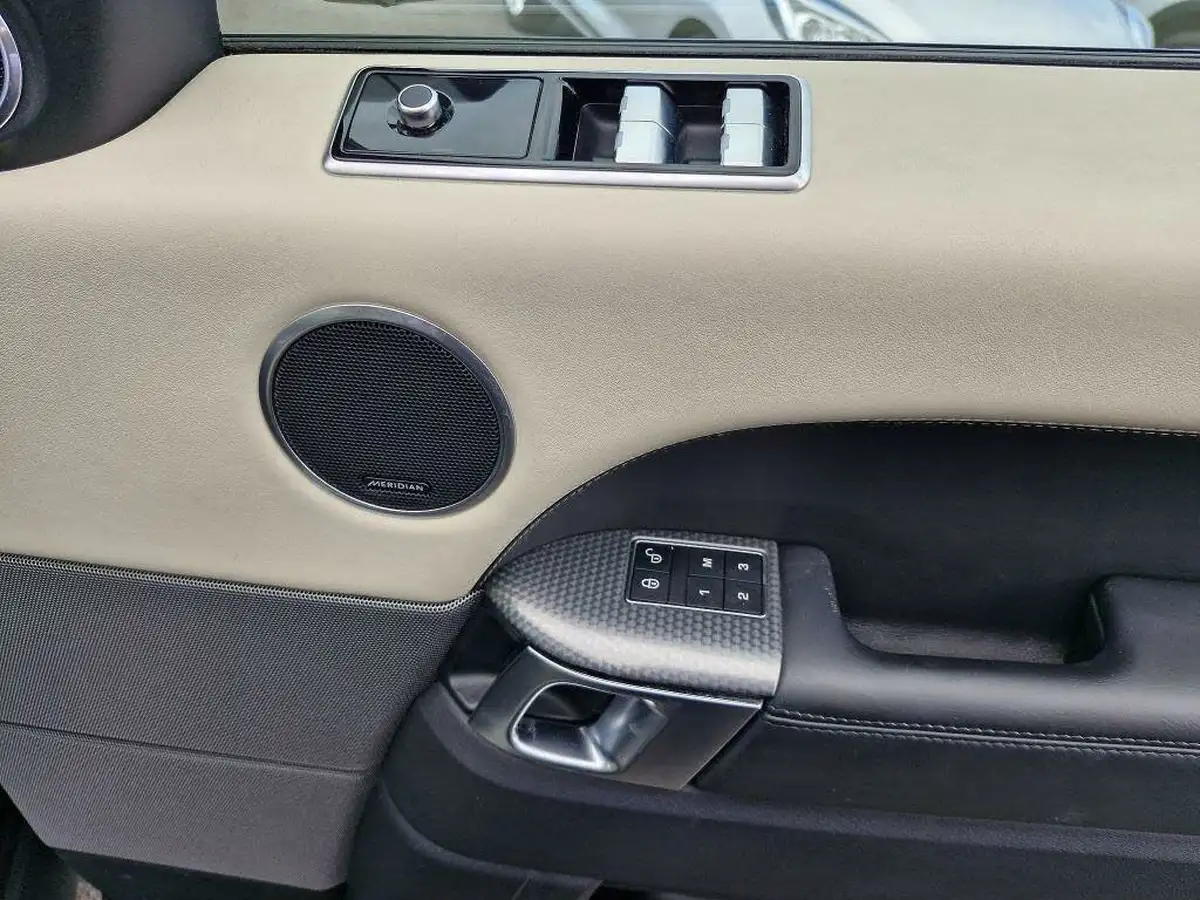 2019-land-rover-range-rover-sport-30-sdv6-hse-dynamic-big-11