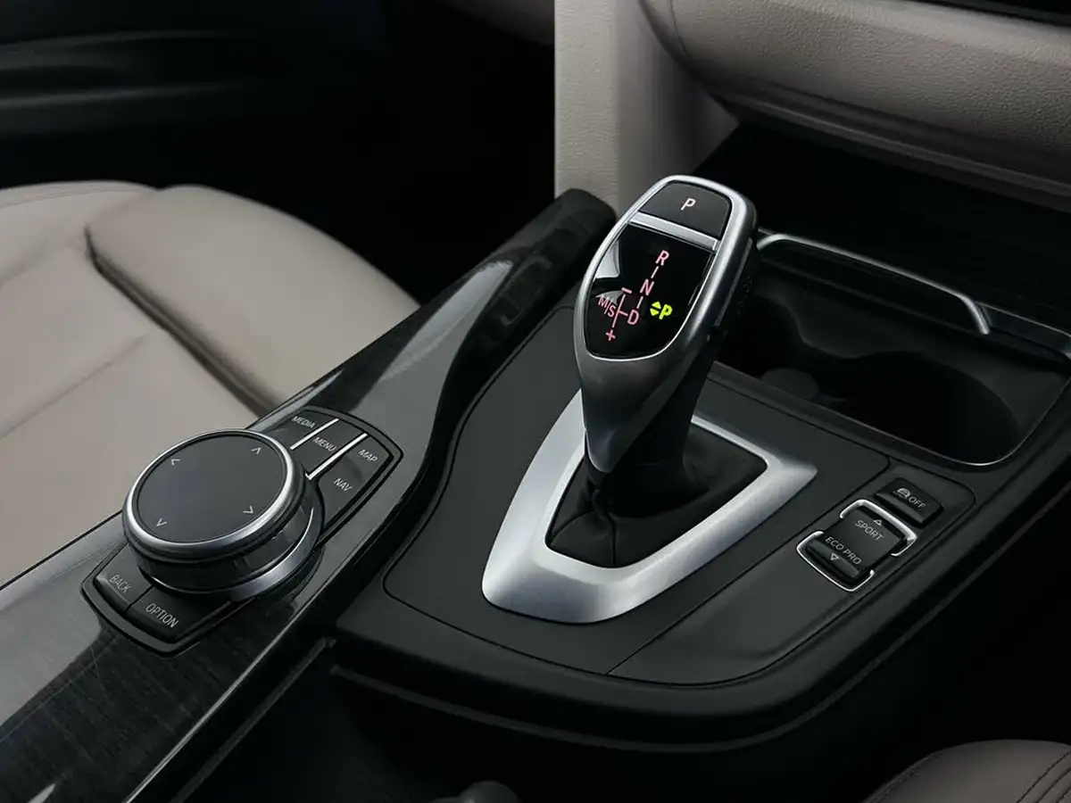 2019-bmw-3-series-20td-320d-m-sport-shadow-edition-touring-5d-auto-big-33