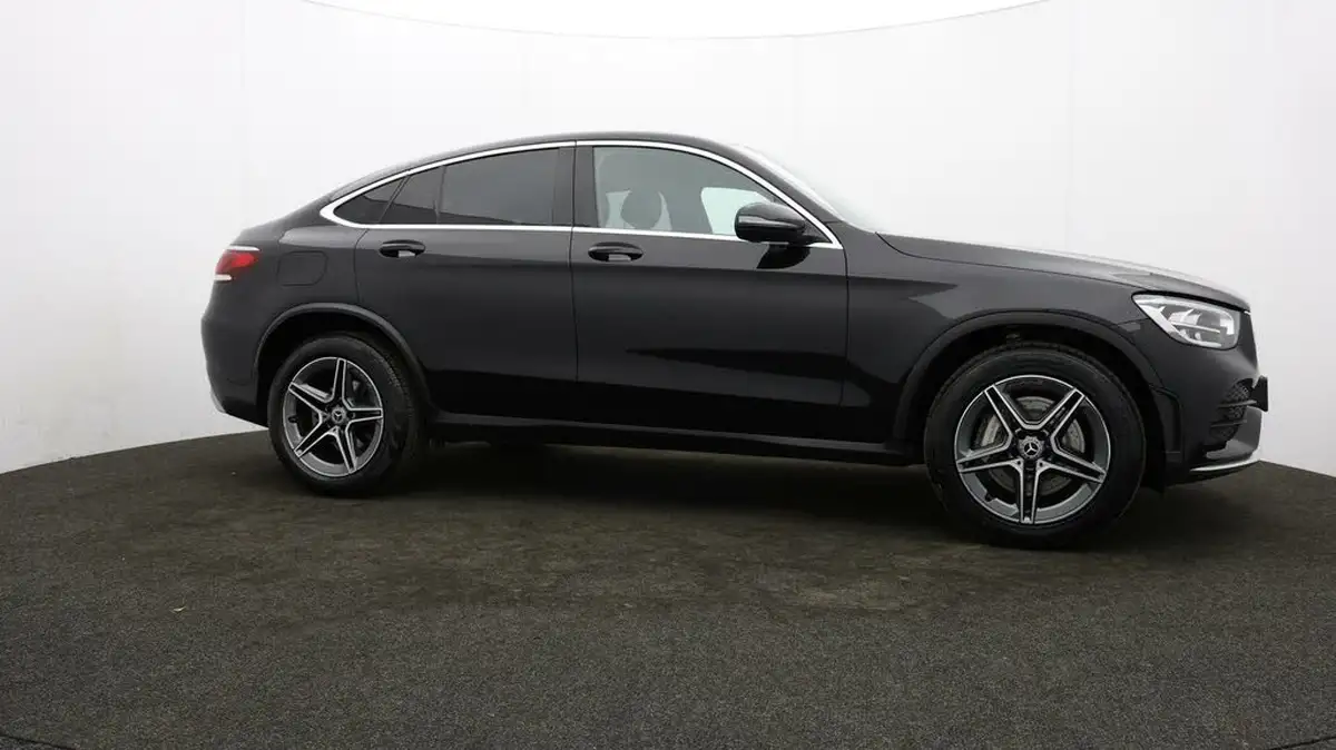 2021-mercedes-benz-glc-class-20-glc300-amg-line-258ps-coupe-4d-big-40