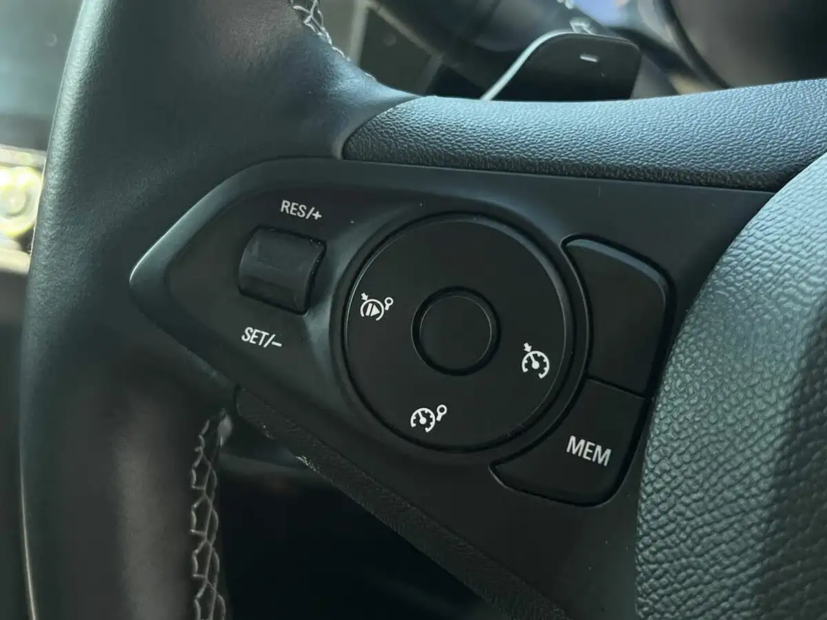 2022-vauxhall-corsa-12-turbo-elite-edition-auto-big-18