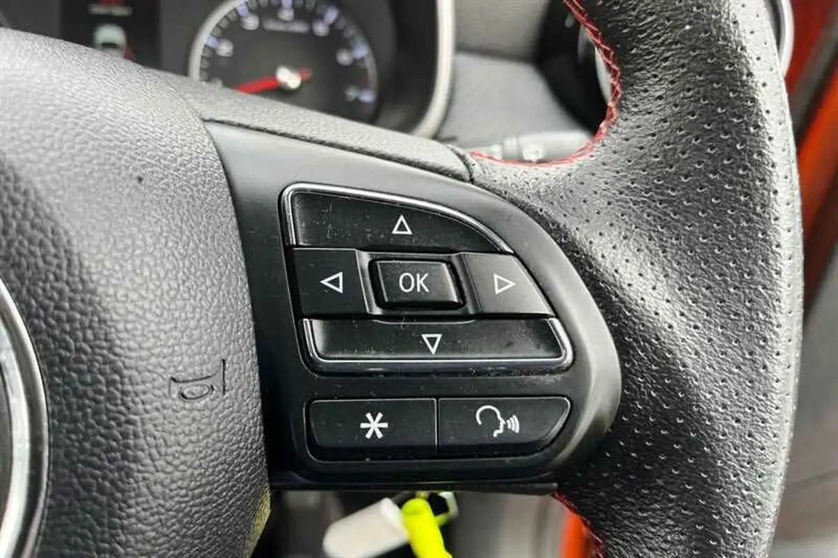 2021-mg-zs-suv-15-vti-tech-excite-big-21