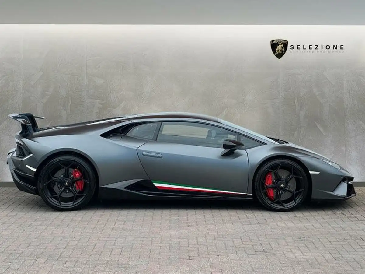 2018-lamborghini-huracan-52-performante-coupe-big-1