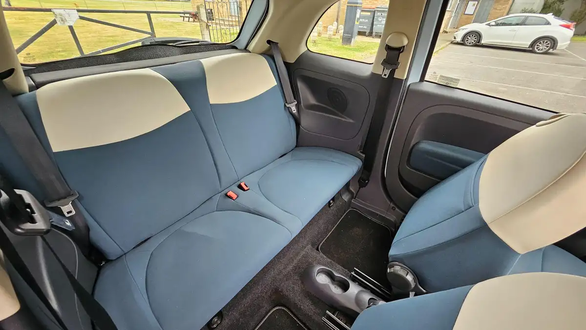 2010-fiat-500-12-pop-ss-big-21
