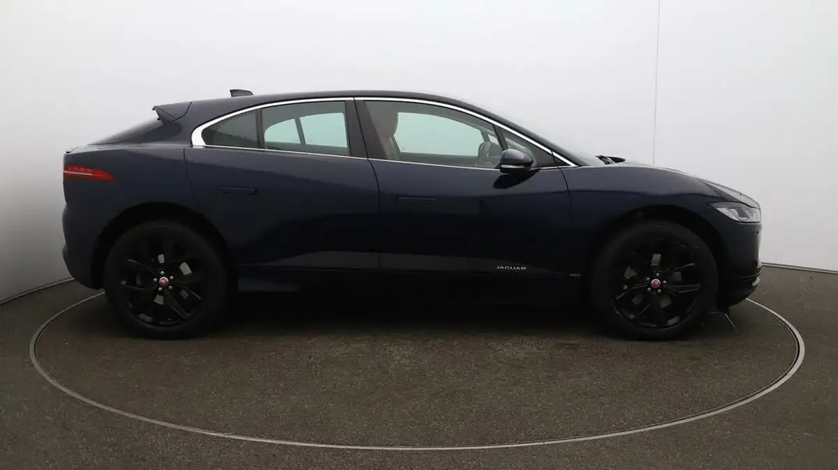 2021-jaguar-i-pace-ev400-hse-big-49