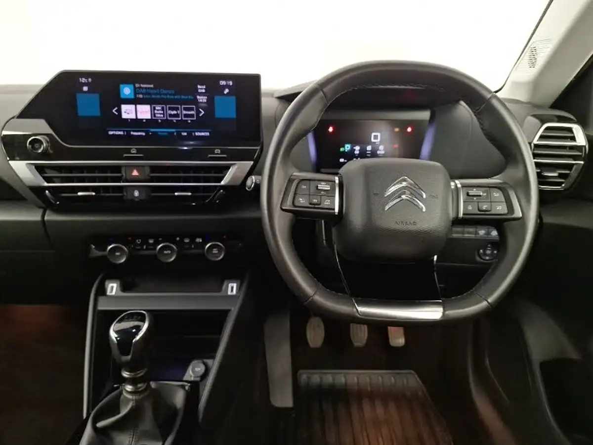 2022-citroen-c4-12-puretech-shine-130ps-big-6