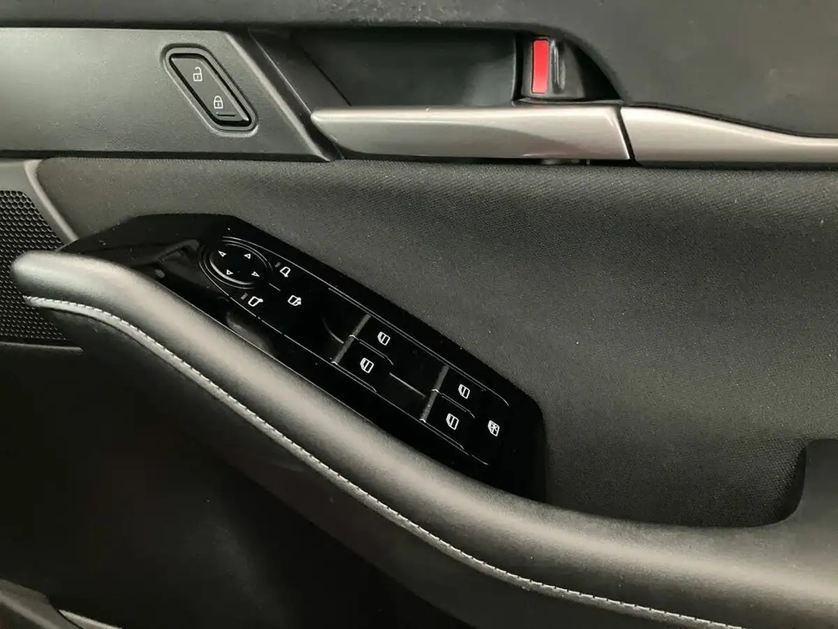 2024-mazda-cx-30-20-e-skyactiv-g-prime-line-big-32