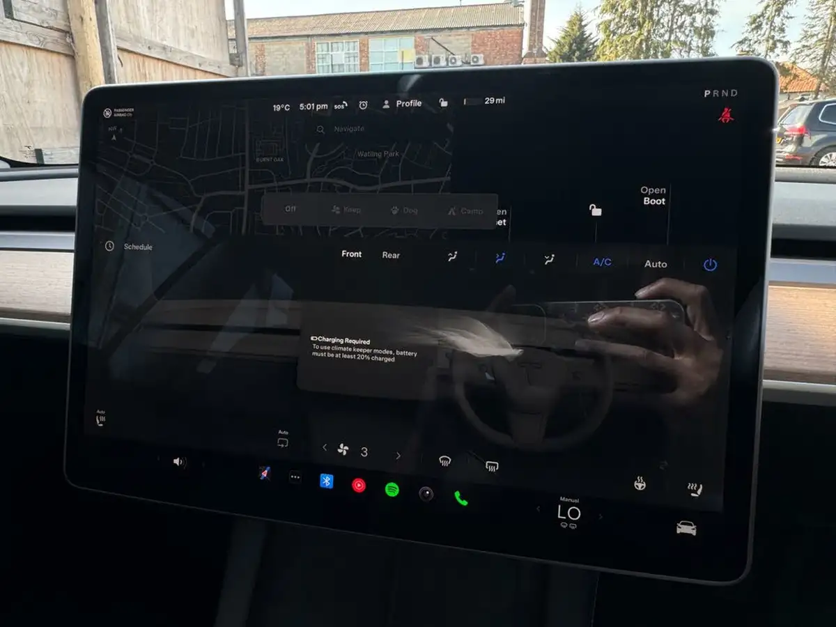 2021-tesla-model-3-e-long-range-awd-big-27
