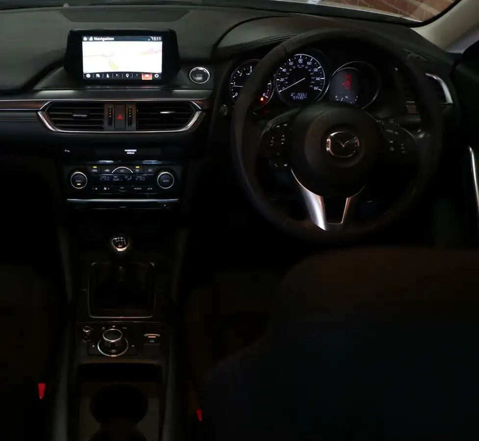 2016-mazda-mazda6-22td-se-l-skyactiv-d-nav-saloon-4d-big-21