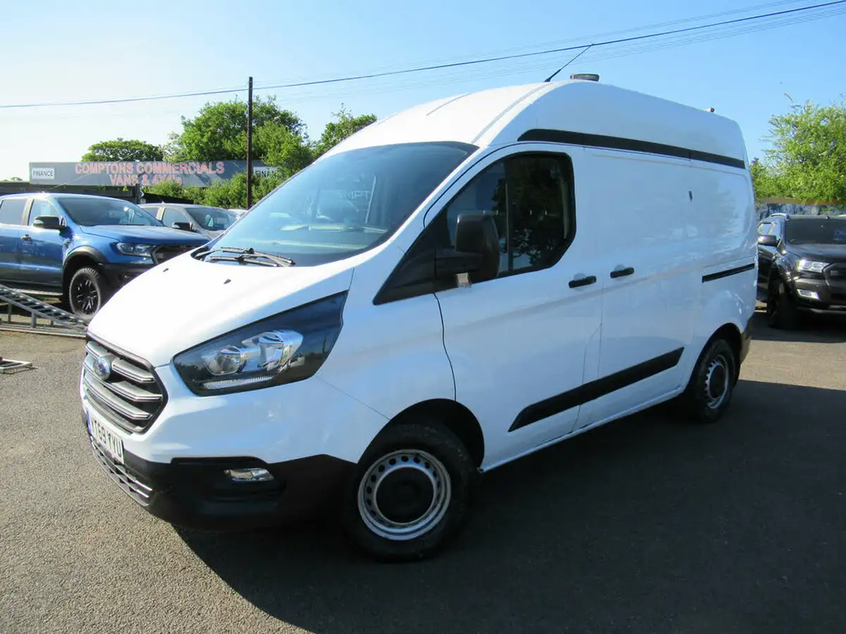 2020-ford-transit-custom-20tdci-300-l1h2-leader-105pseu6dt-big-0