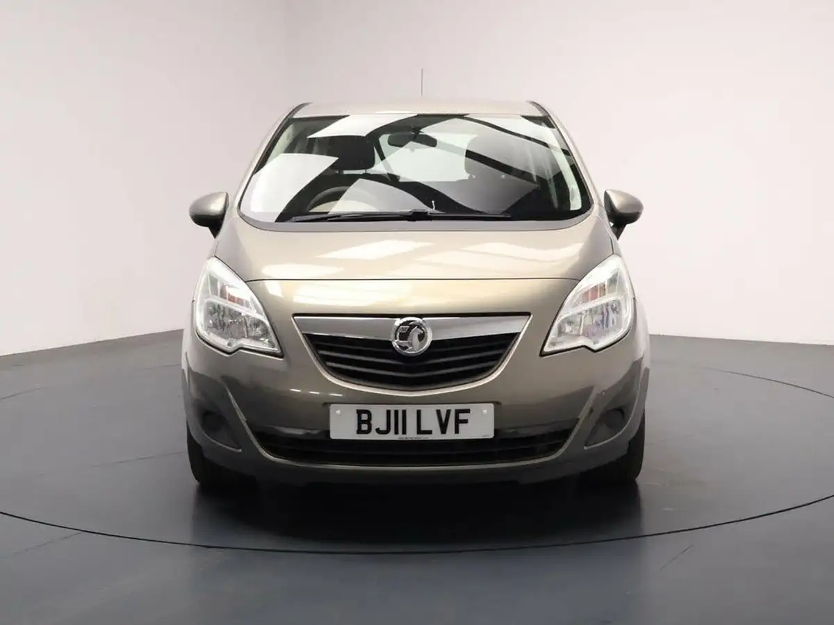 2011-vauxhall-meriva-17td-exclusiv-130ps-ac-big-1