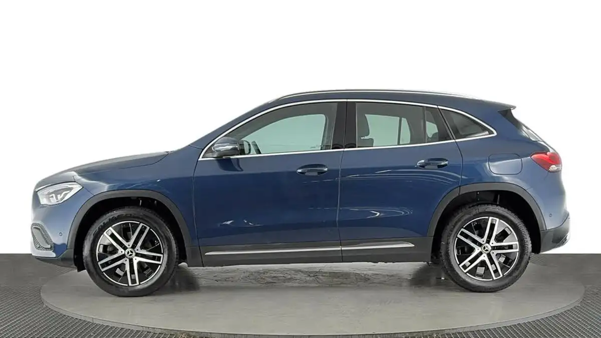 2023-mercedes-benz-gla-class-13-gla-200-sport-executive-station-wagon-big-6