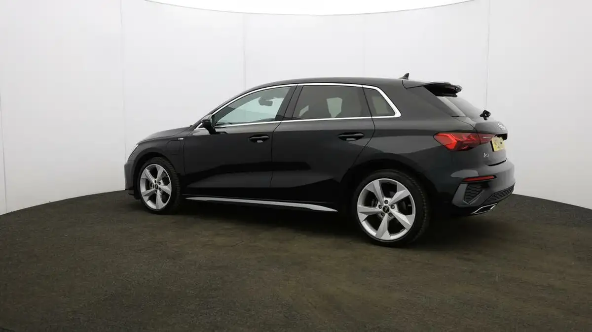 2021-audi-a3-14-40-tfsi-e-s-line-big-64