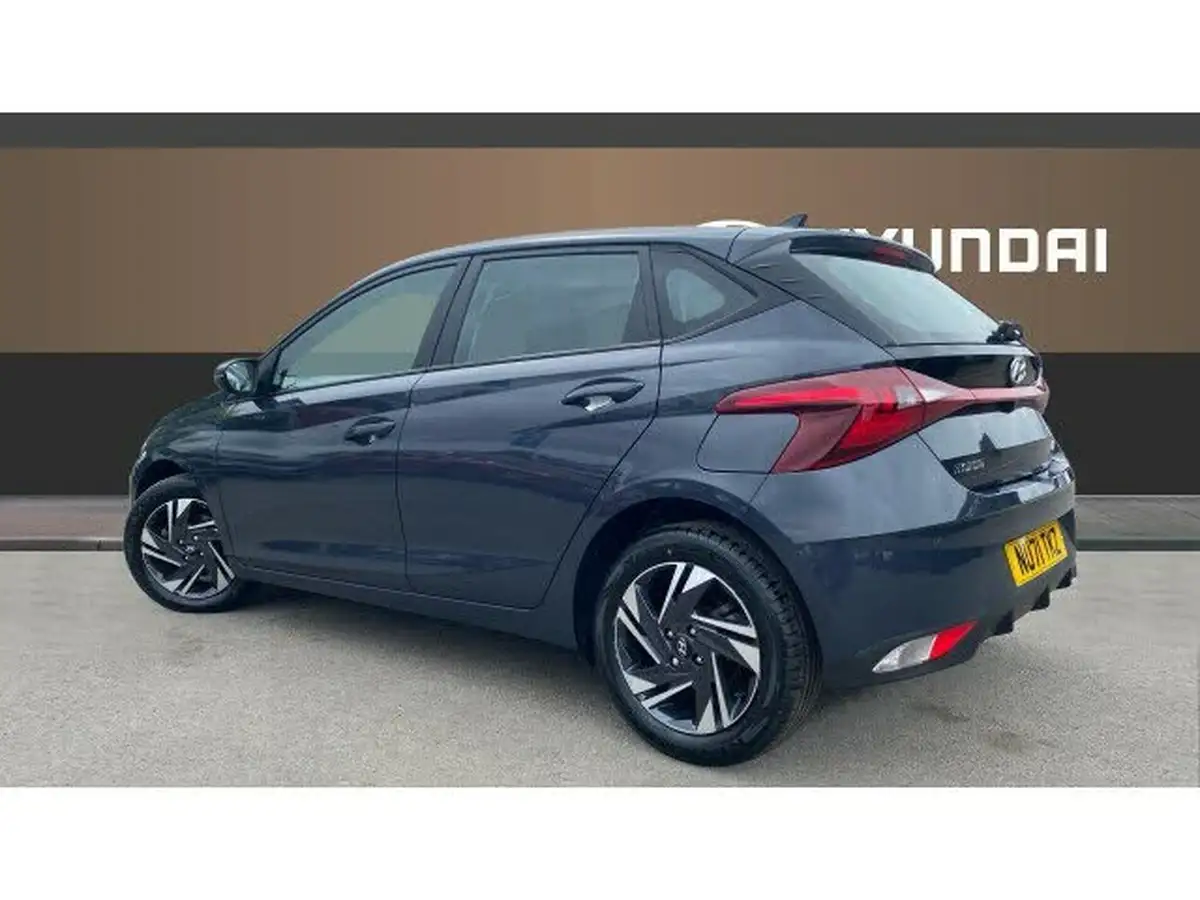 2021-hyundai-i20-10-t-gdi-element-big-1