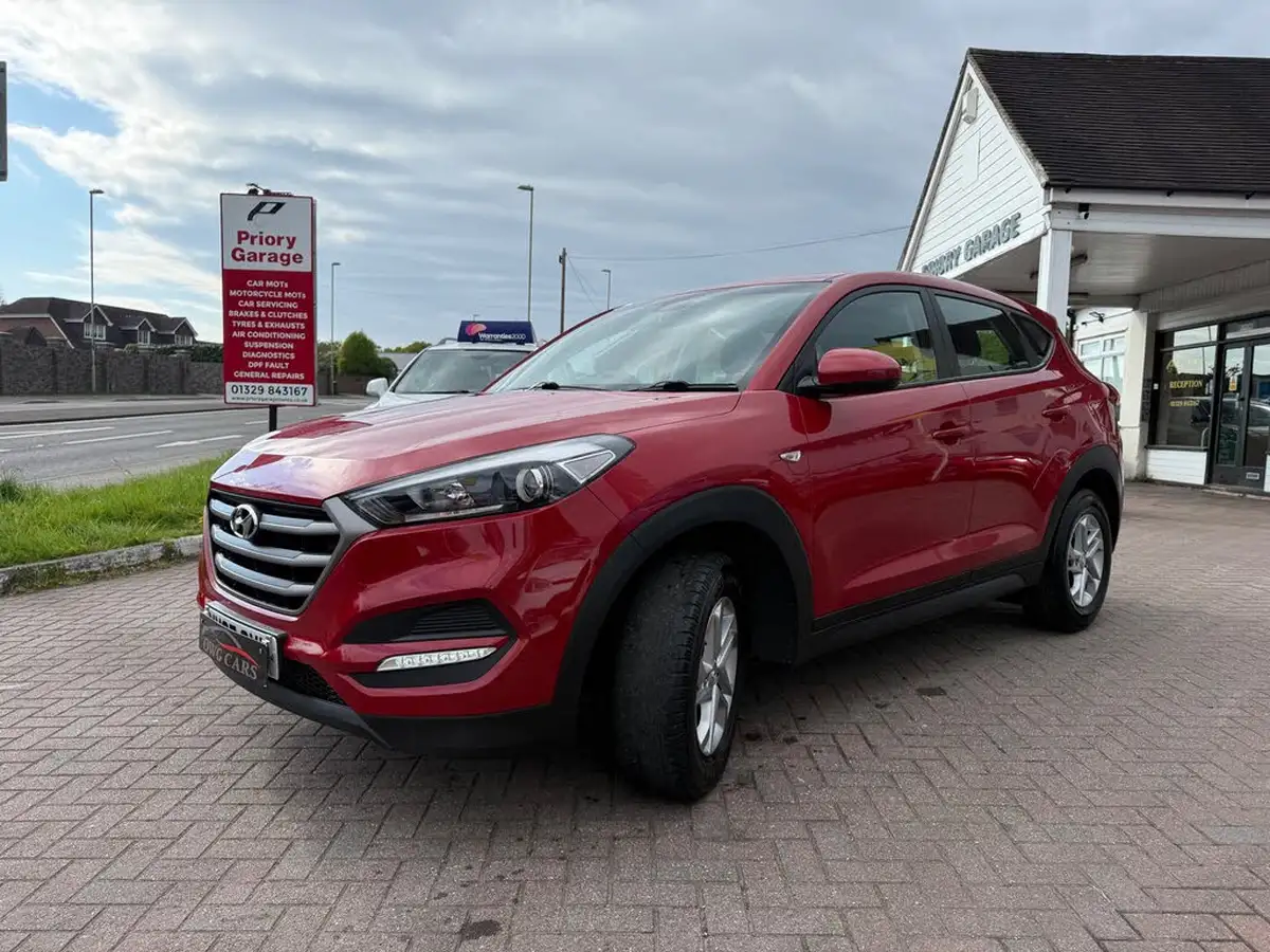 2017-hyundai-tucson-16-gdi-blue-drive-s-big-2