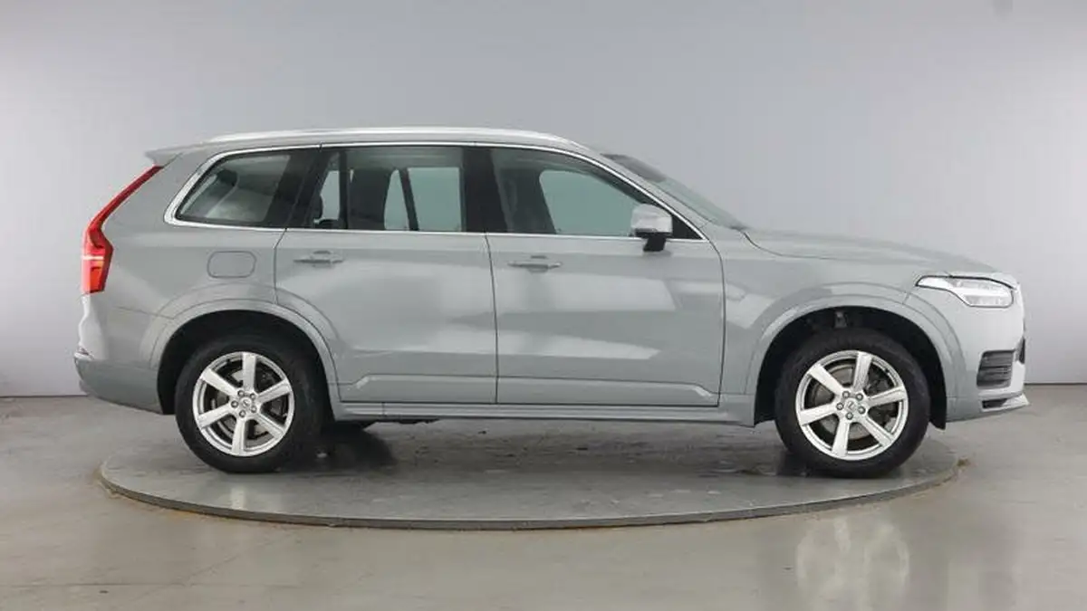 2024-volvo-xc90-20-b5-core-big-3