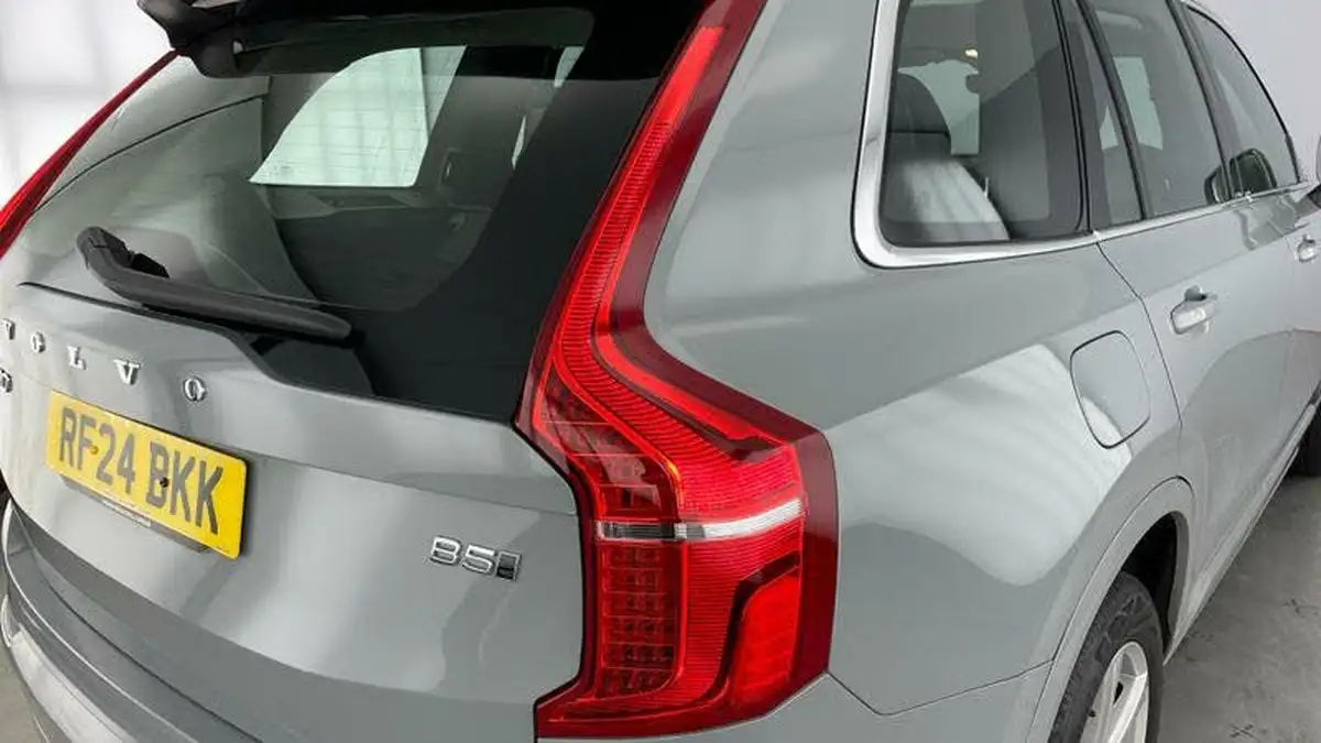2024-volvo-xc90-20-b5-core-big-27