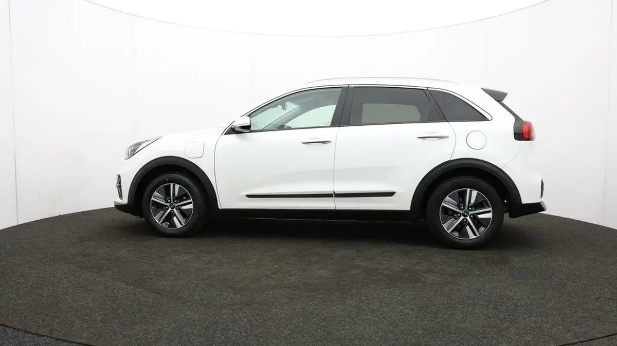 2021-kia-niro-16-gdi-phev-3-42in-cluster-big-71