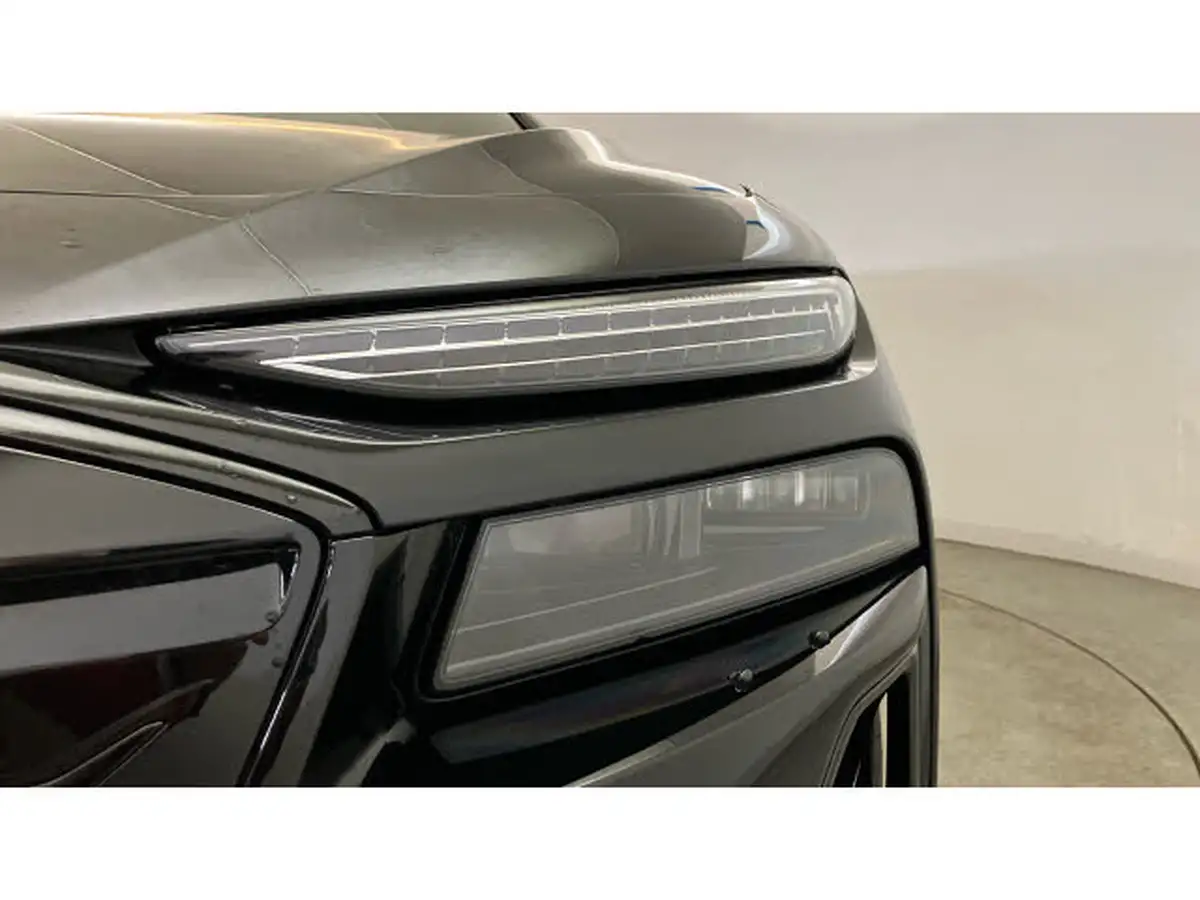 2025-audi-a6-e-tron-e-launch-edition-big-37