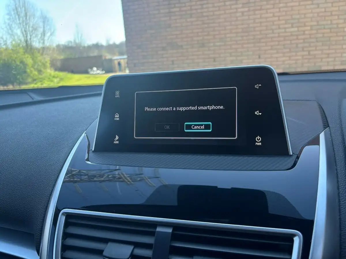 2019-mitsubishi-eclipse-cross-15-3-big-28