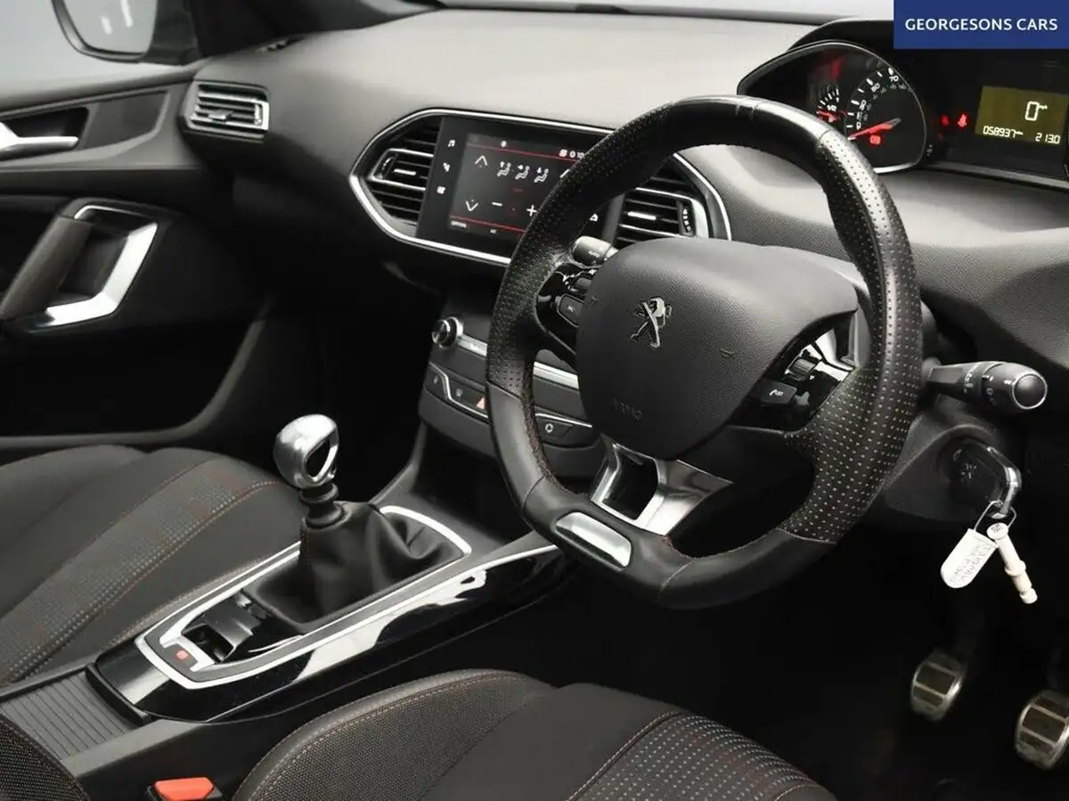 2019-peugeot-308-15-bluehdi-gt-line-big-10