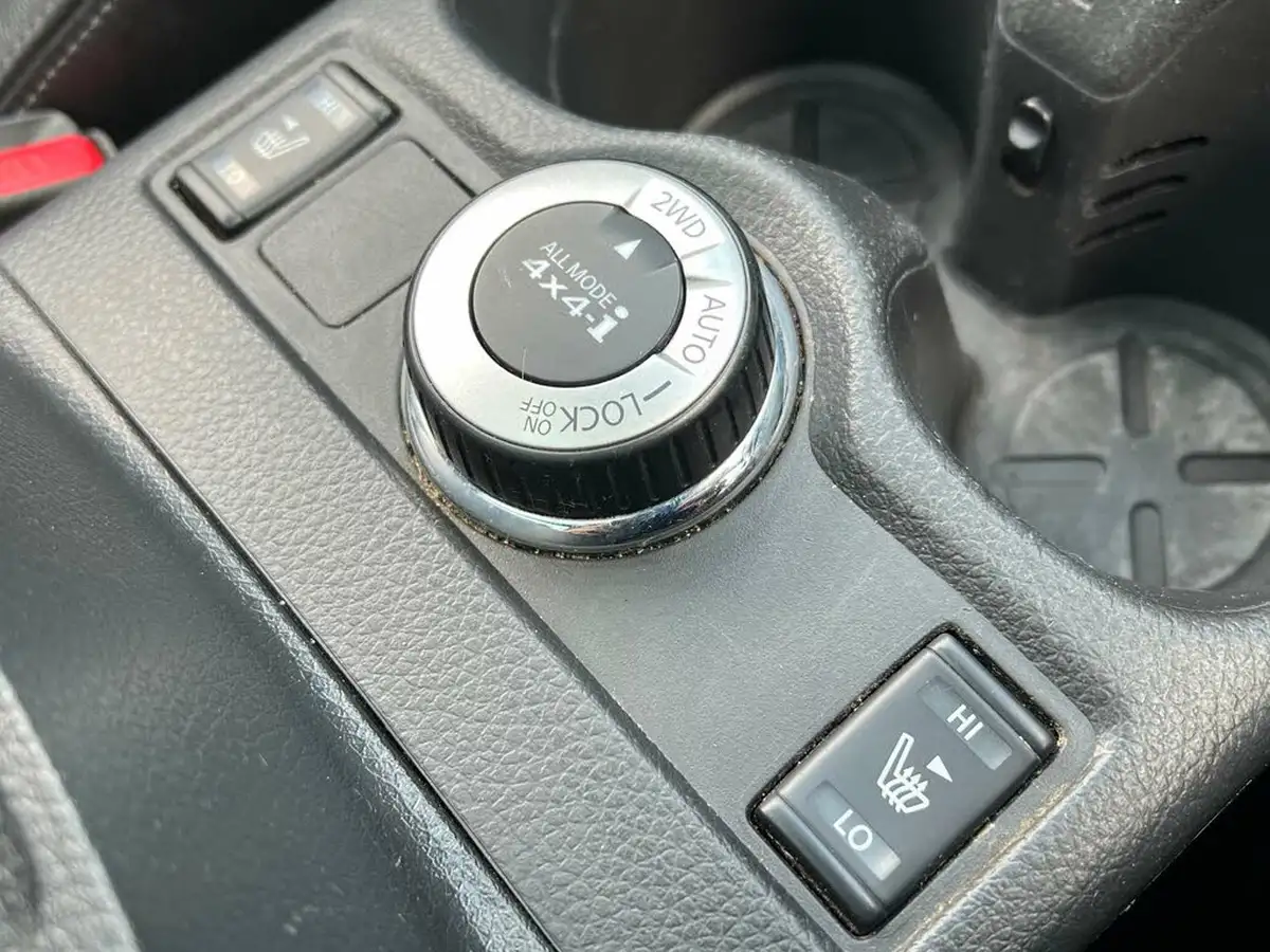 2017-nissan-x-trail-20dci-tekna-4x4-big-52