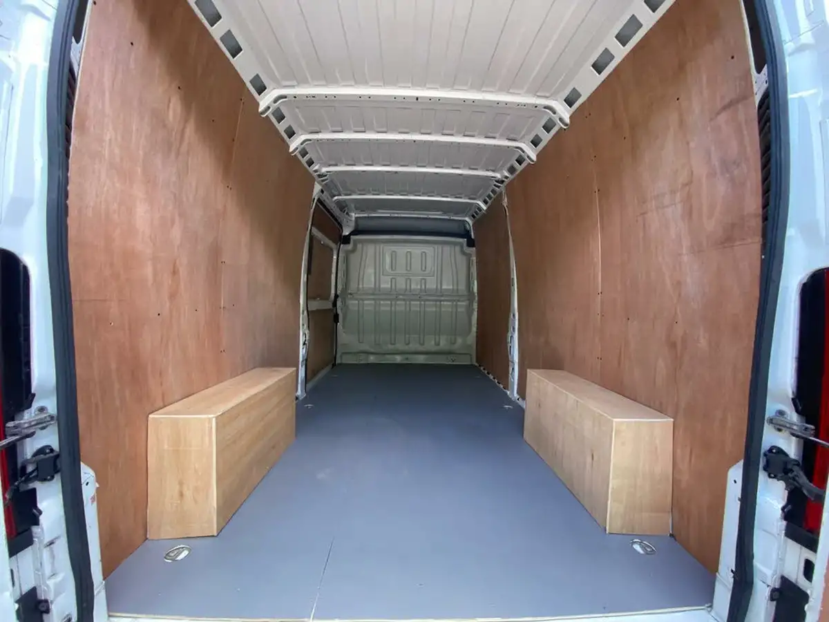 2019-peugeot-boxer-20-bluehdi-professional-335-l3-h2-big-45
