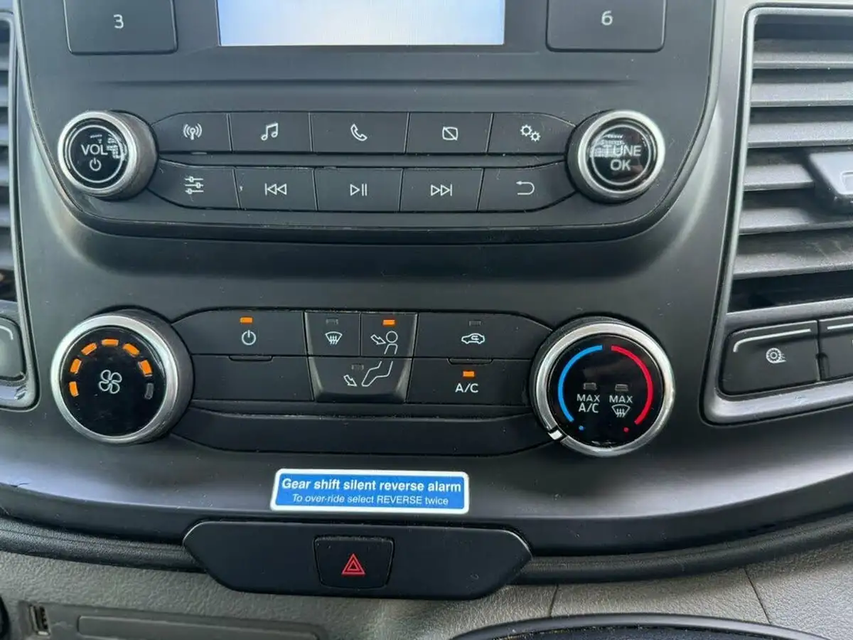 2020-ford-transit-20tdci-350-l2h1-leader-130pseu6dt-fwd-cab-big-6