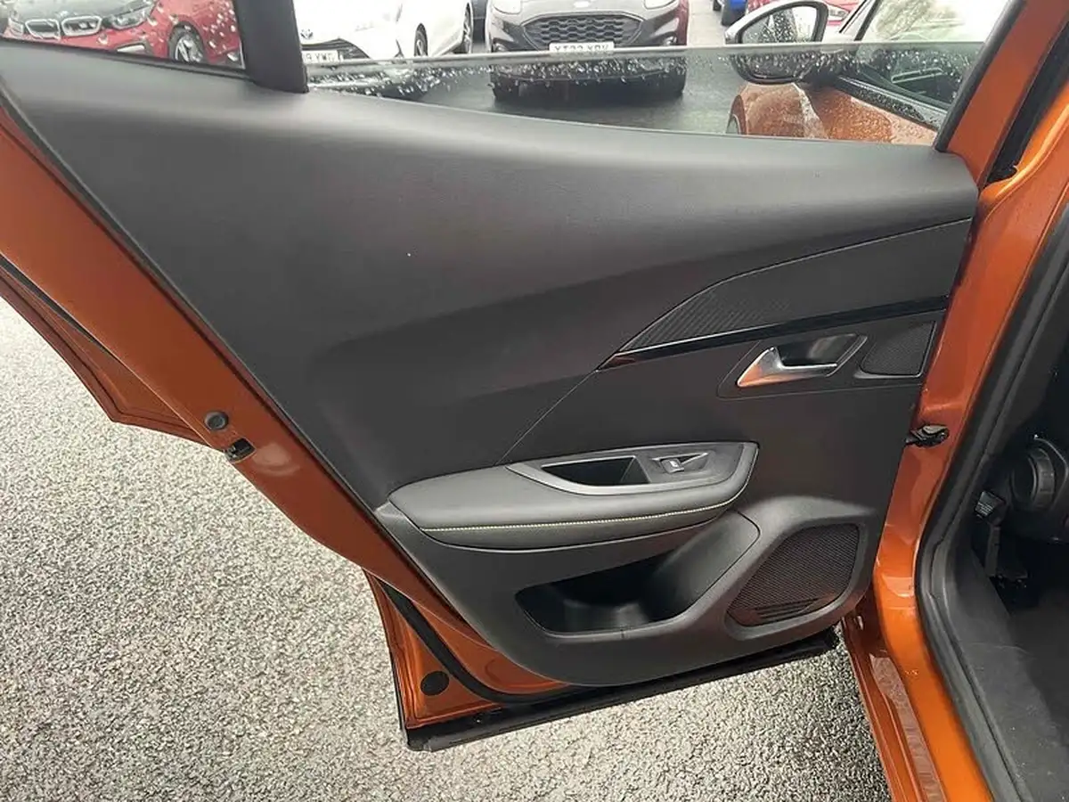 2021-peugeot-2008-suv-e-gt-big-29