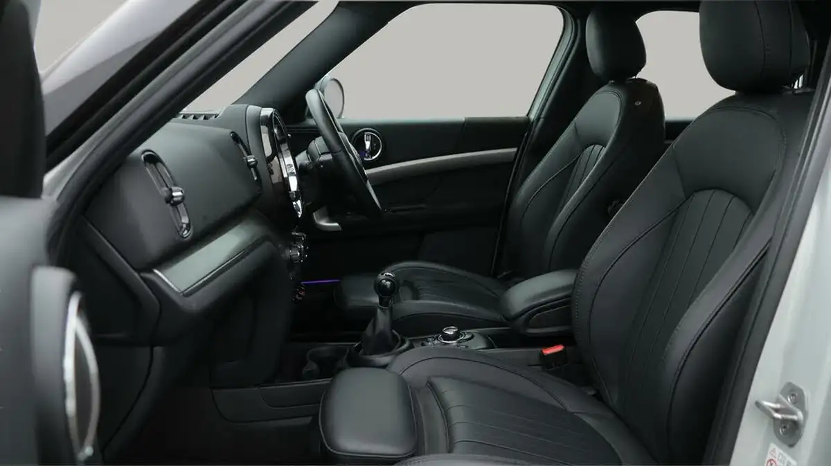 2022-mini-countryman-15-cooper-sport-comfortnav-plus-big-14
