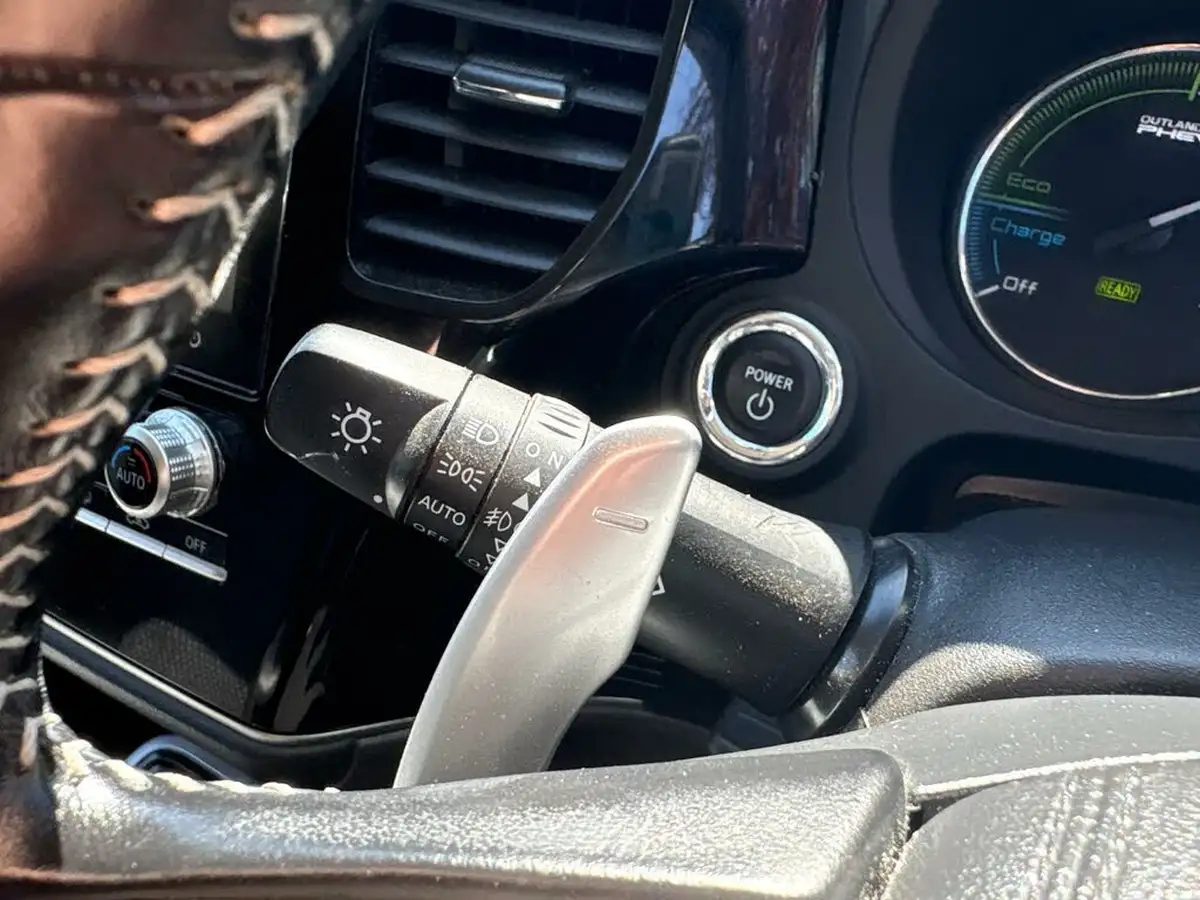 2020-mitsubishi-outlander-24-reflex-plus-commercial-big-34