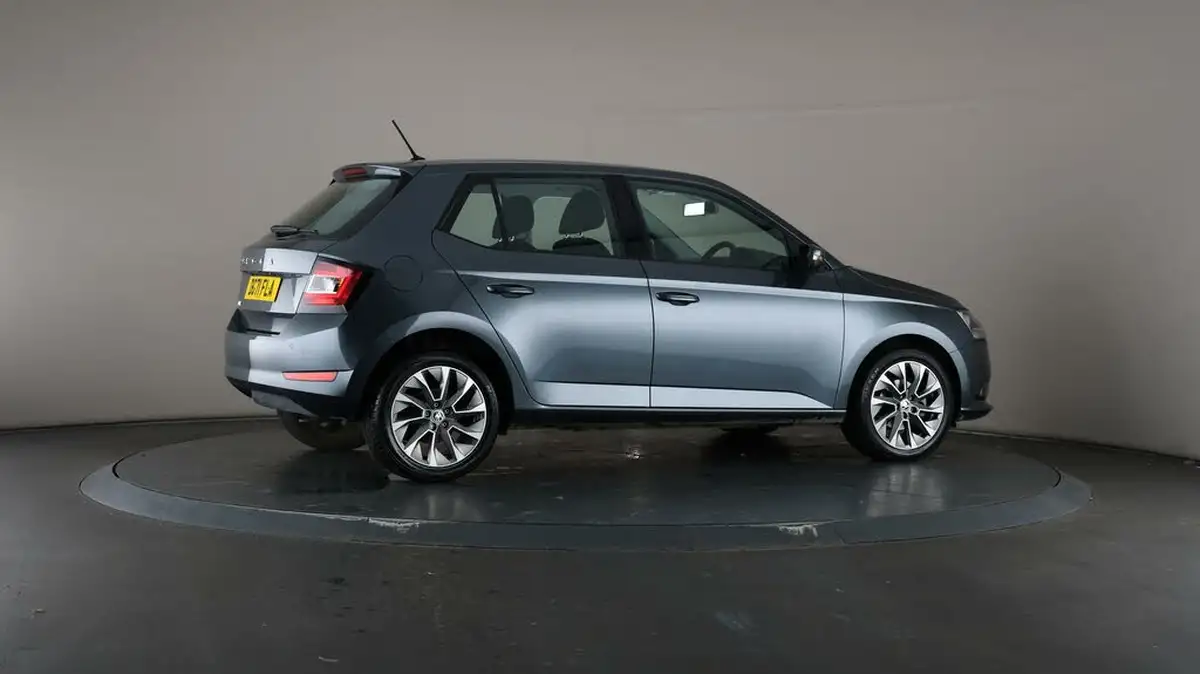 2021-skoda-fabia-10-tsi-se-drive-95ps-hatchback-big-64