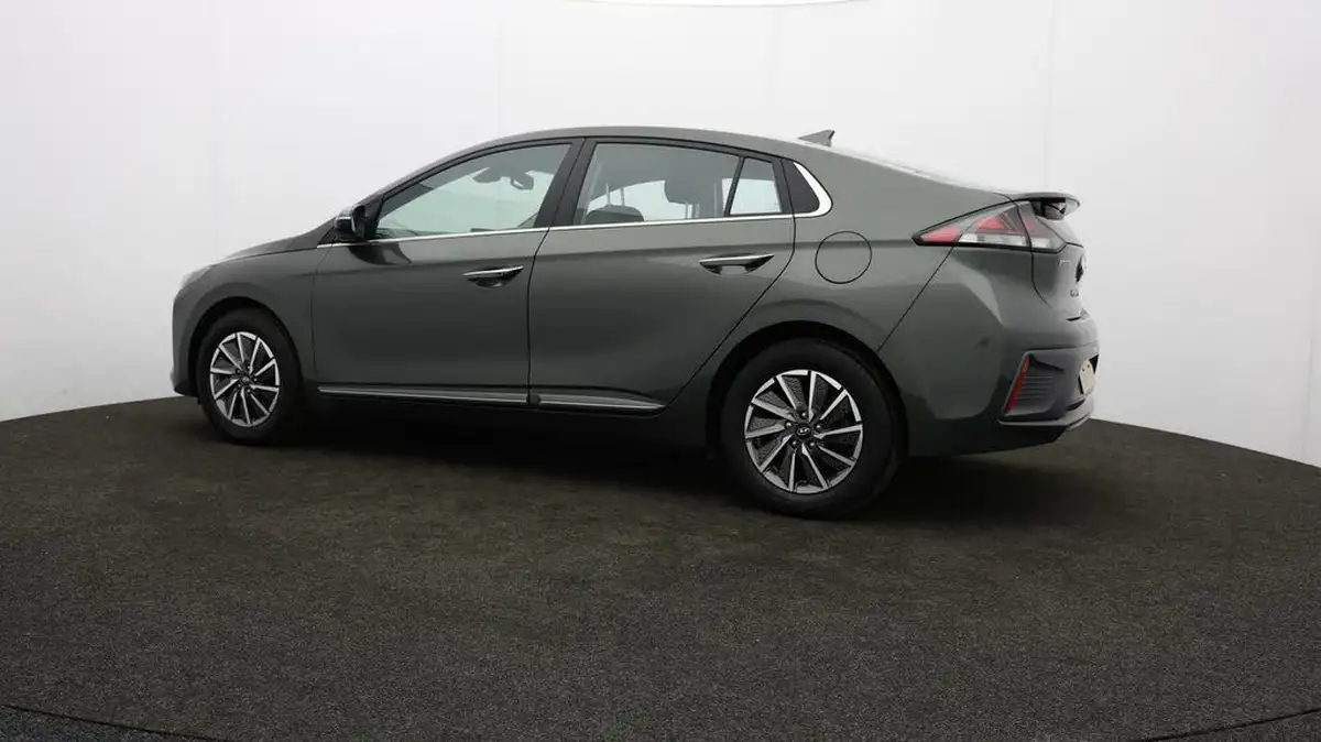 2022-hyundai-ioniq-e-premium-electric-big-72