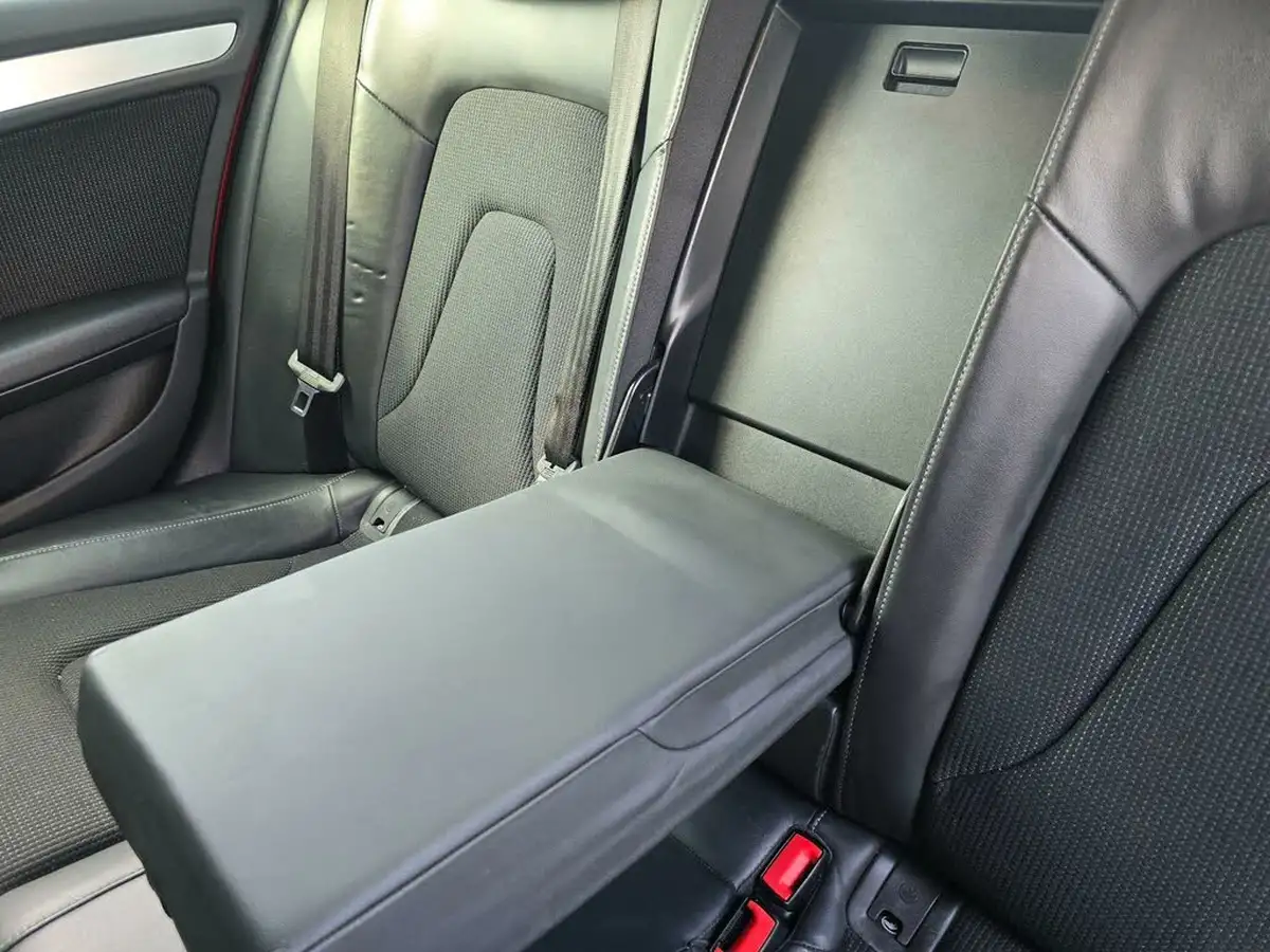 2012-audi-a4-20td-quattro-s-line-177ps-big-46