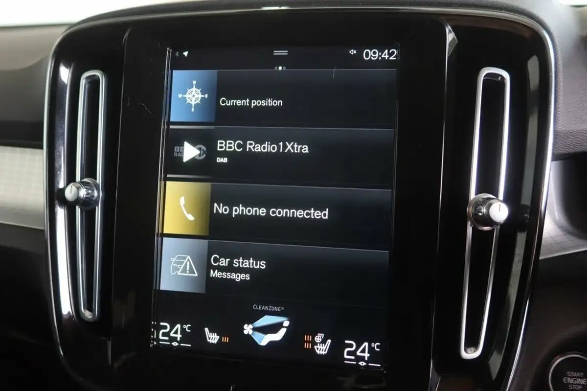 2021-volvo-xc40-15-t3-momentum-163bhp-geartronic-big-13