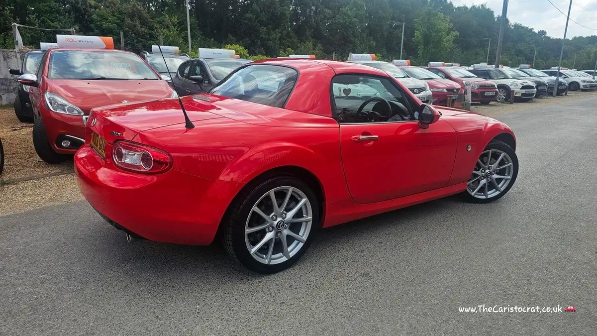 2013-mazda-mx-5-20-roadster-sport-tech-160ps-big-19
