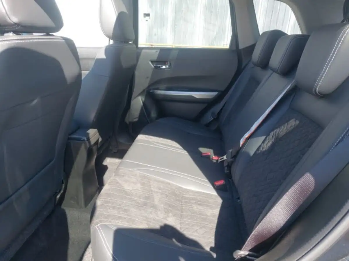 2023-suzuki-vitara-14-boosterjet-sz5-big-5