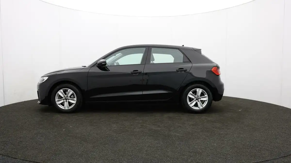 2022-audi-a1-10-30-tfsi-technik-big-70