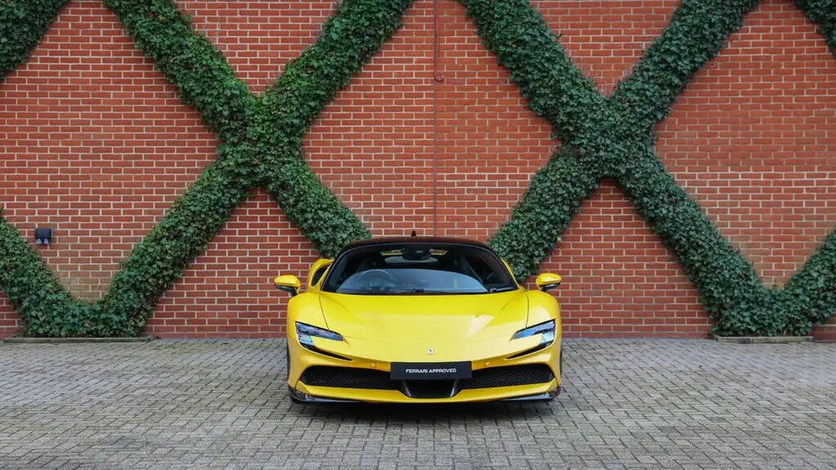 2021-ferrari-sf90-stradale-big-1