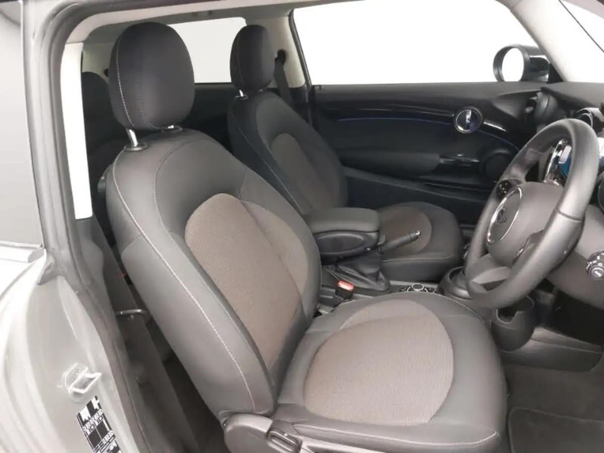 2023-mini-cooper-15-cooper-classic-premium-auto-hatchback-3d-auto-big-10
