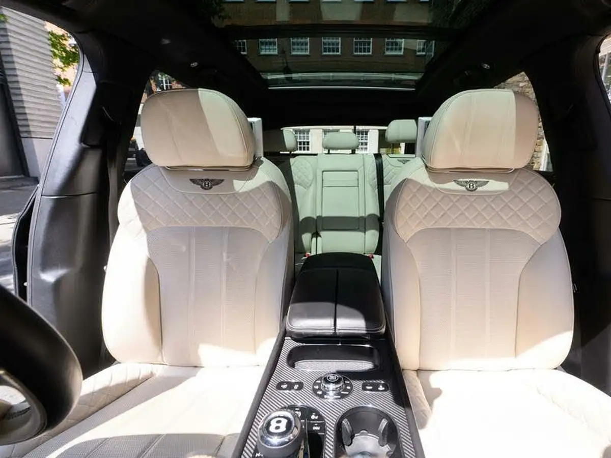 2016-bentley-bentayga-60-w12-big-29