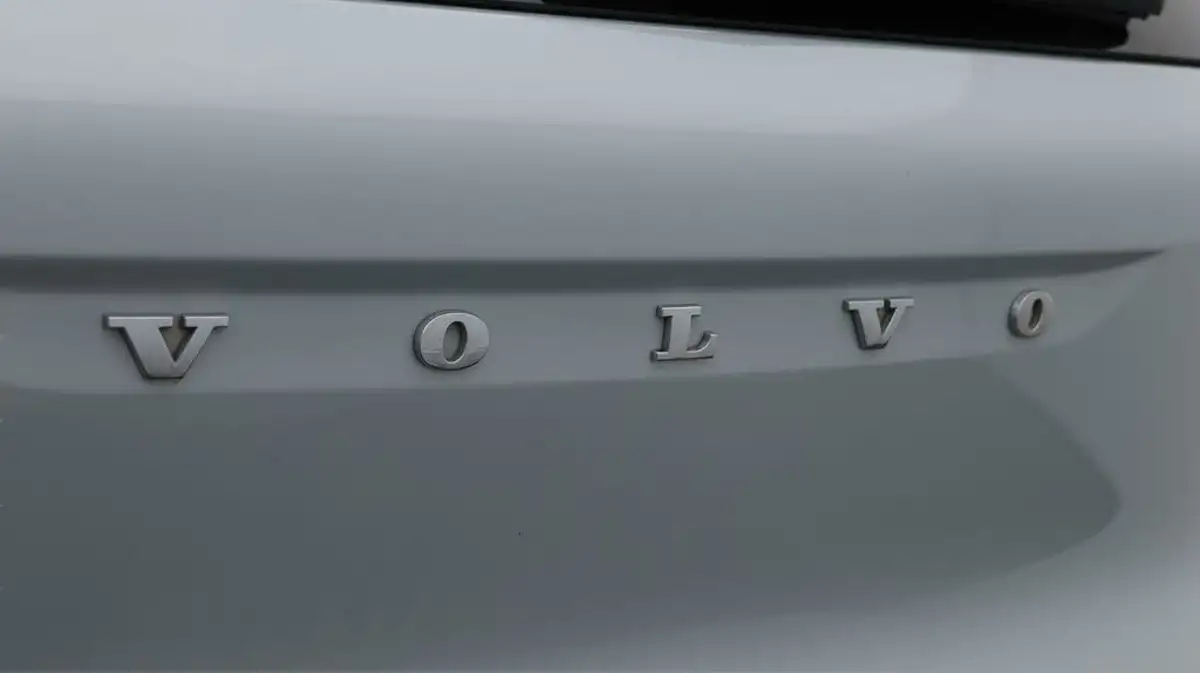 2021-volvo-xc40-15-t3-r-design-161bhp-auto-big-21