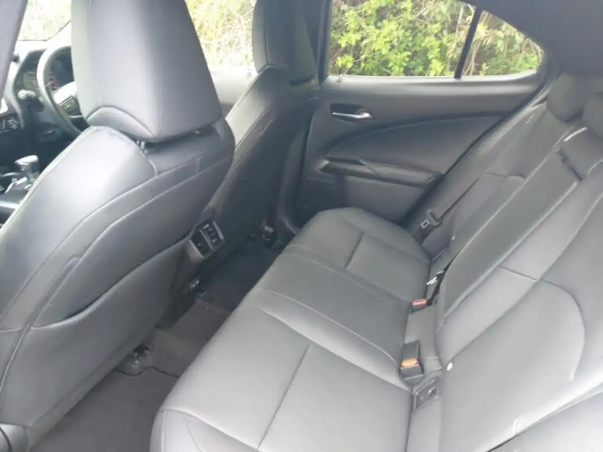 2022-lexus-ux-250h-20-f-sport-premium-plus-pack-big-5