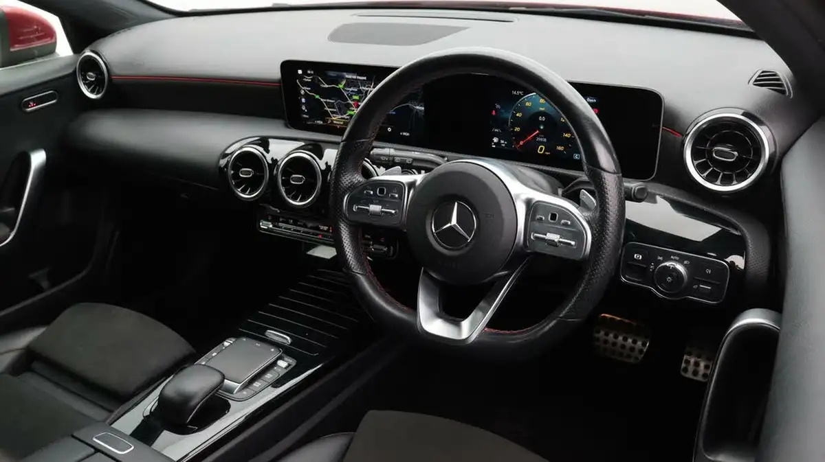 2020-mercedes-benz-a-class-13-a200-amg-line-executive-hatchback-5d-7g-dct-big-9