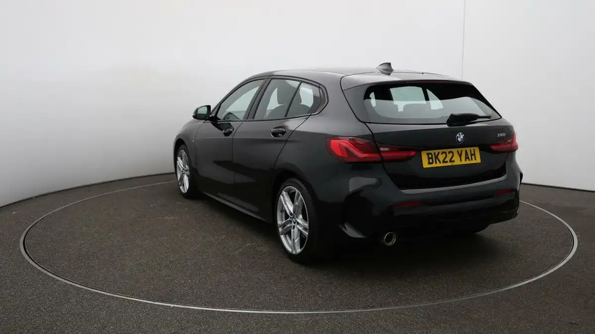 2022-bmw-1-series-15-118i-m-sport-lcp-dct-big-54