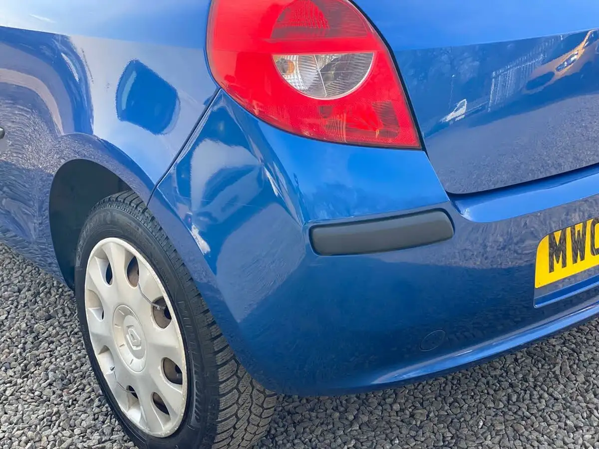 2008-renault-clio-12-extreme-16v-75bhp-3d-big-26