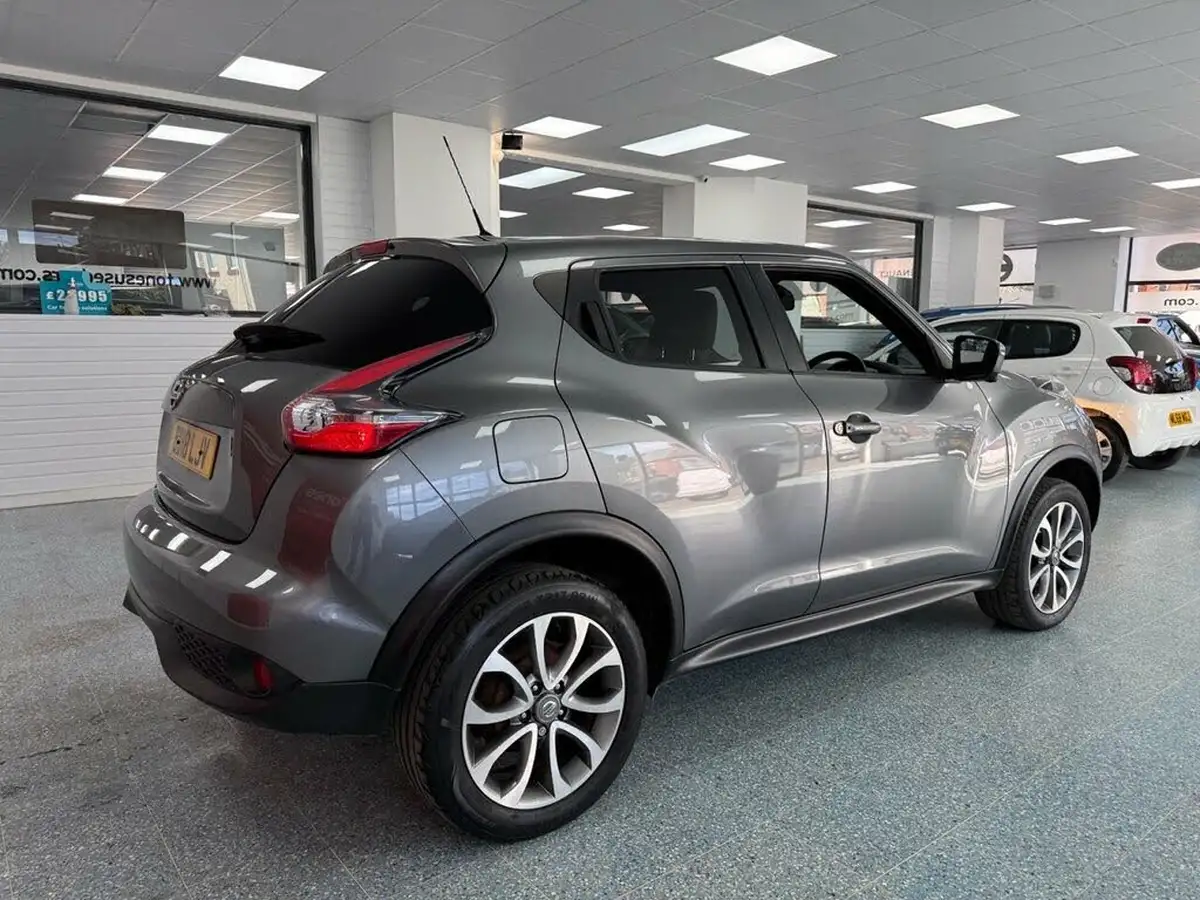 2018-nissan-juke-12-tekna-ss-big-1