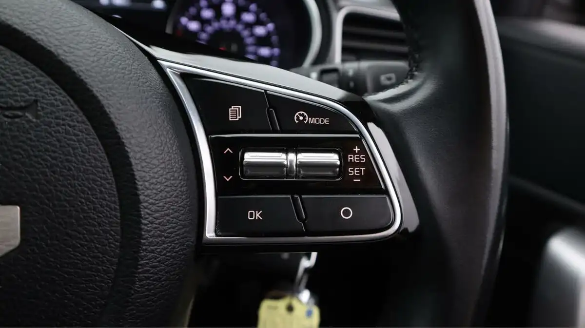 2022-kia-xceed-10-t-gdi-2-big-24