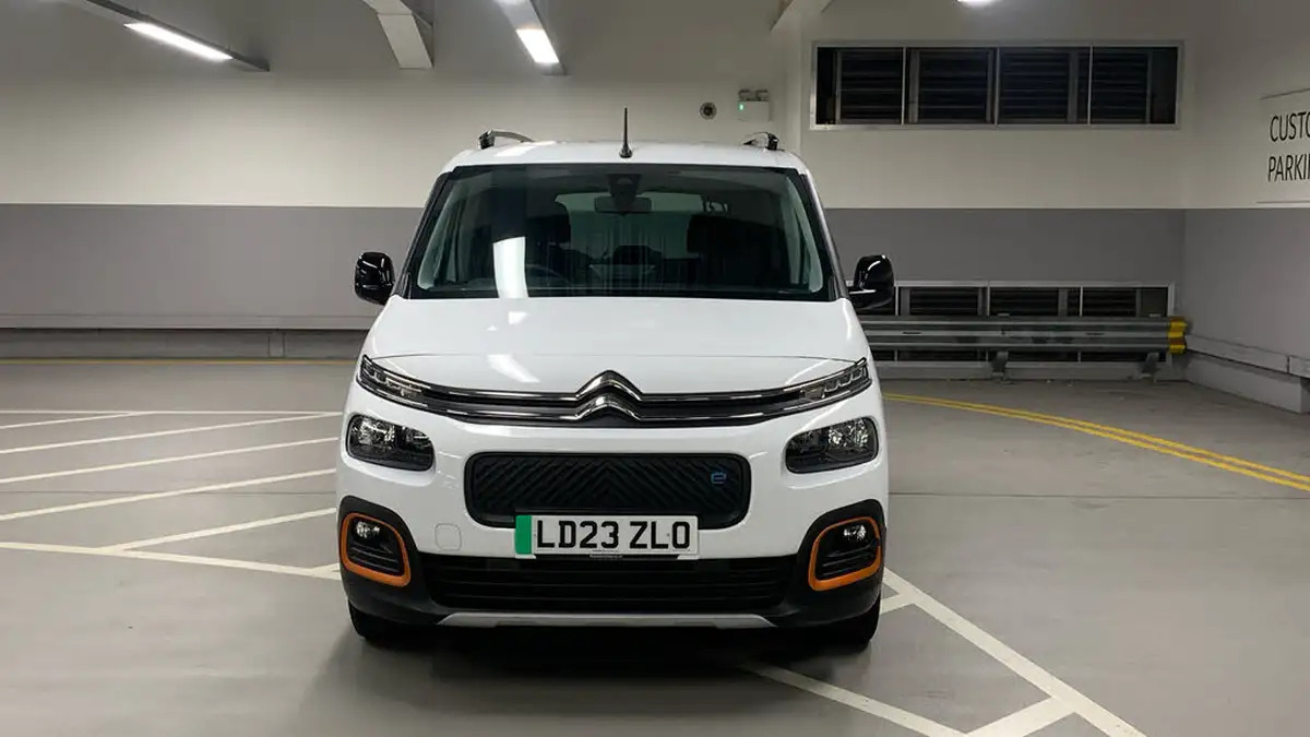 2023-citroen-berlingo-e-flair-xtr-m-size-big-7
